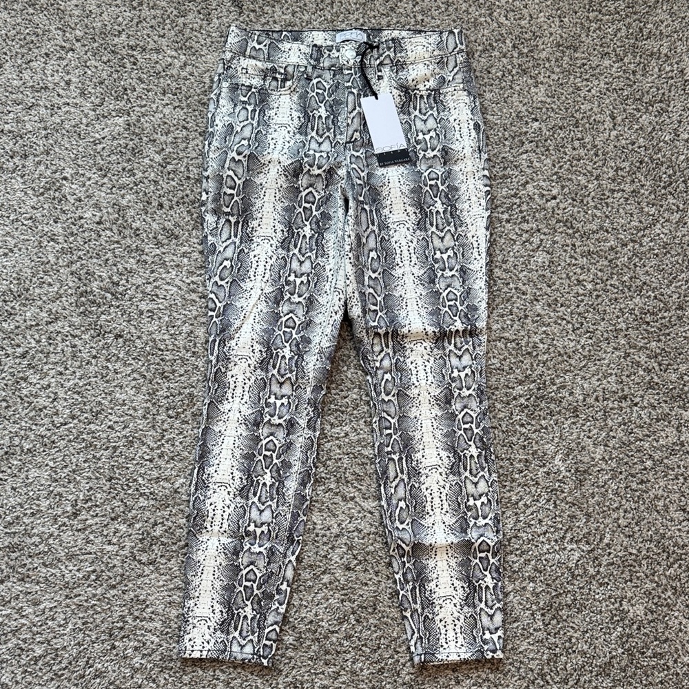 Stylish Snake Print Ankle Jeans